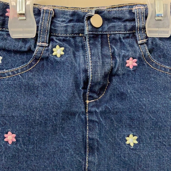 Gymboree Pastel Flowered Denim Skort - Picture 2 of 5